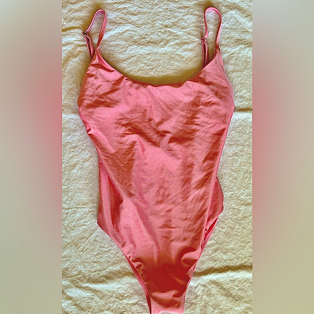 Women’s Medium Chelsea & Violet Pink One Piece Bathing Suit